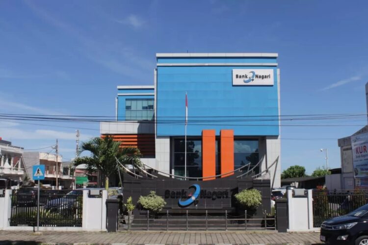 Kantor Pusat Bank Nagari yang megah di Jalan Pemuda No.21 Padang. DOK AFRIANITA