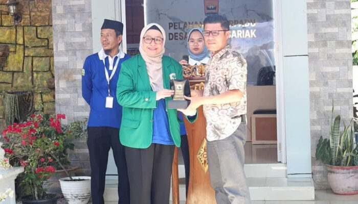 Akademisi Farmasi Nasional Berkumpul di Pariaman, Teh Celup Mengkudu Jadi  Peluang Baru