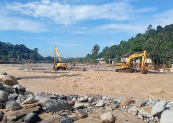 Akses Jalan di Batu Busuk Sudah Bisa Dilalui