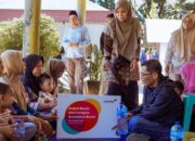 Indosat Sigap Salurkan Bantuan Bantu Pemulihan Warga Korban Banjir dan Longsor di Padang Pariaman