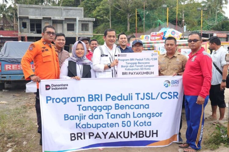 Melalui program BRI Peduli Tanggap Bencana, bantuan darurat disalurkan untuk warga di dua kecamatan di Kabupaten Lima Puluh Kota yakni Kecamatan Gunuang Omeh dan Kecamatan Bukik Barisan, Sabtu (1/12).
