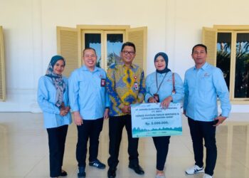 PT Sarana Sumatera Barat Ventura Salurkan Donasi untuk Korban Banjir dan Longsor