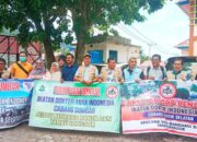 IDI dan PAPDI Sumbar Salurkan Bantuan bagi Korban Banjir di Bayang Utara, Siapkan Pengobatan Massal