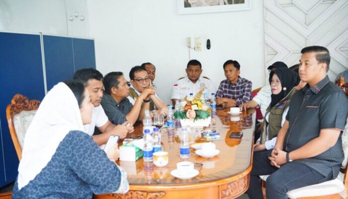 Bupati Dharmasraya Laporkan Donasi Masyarakat untuk Korban Bencana