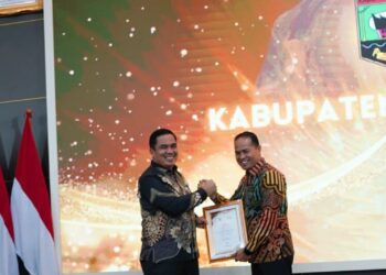 Pemkab Sijunjung Kembali Raih Penghargaan Paritrana Award 2025 Tingkat Provinsi Sumatera Barat
