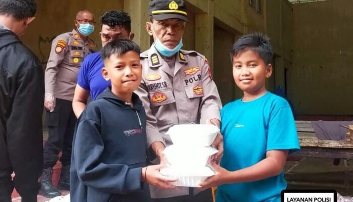 Polres Pessel Salurkan 205 Kotak Makanan untuk Warga Terdampak Bencana