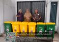 CSR PT. Semen Padang Serahkan Bantuan 6 Tong Sampah untuk SMKN 1 Baso
