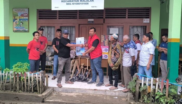 PDI Perjuangan Salurkan Lampu Tenaga Surya dan Sembako bagi Warga Malalak