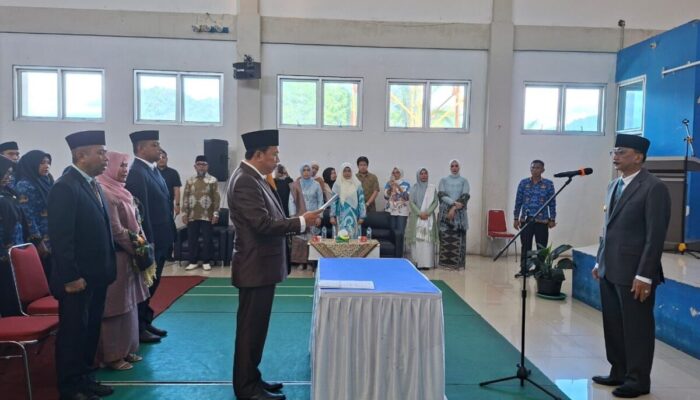 Hendrajoni Lantik Zainal Arifin sebagai Sekda Pessel, Tekankan Reformasi Birokrasi dan Kesiapsiagaan Bencana