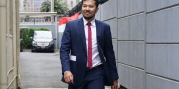 Alam Tak Lagi Sekadar Guru, Ia Kini Menjadi Hakim