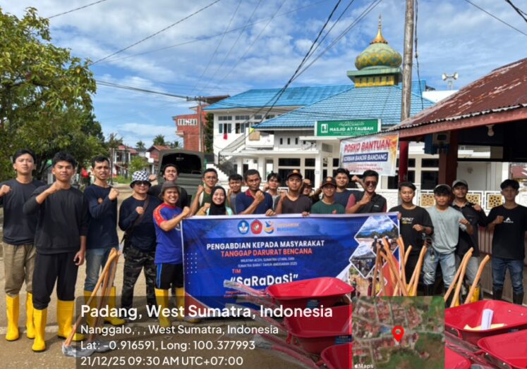 Tim Pengabdian Masyarakat Tanggap Darurat Bencana Politeknik Negeri Padang (PNP) membawa harapan baru bagi warga. Dengan dukungan dari Kementerian Pendidikan Tinggi, Sains, dan Teknologi (Kemendiktisaintek), PNP menyalurkan bantuan sekaligus bergotong royong membersihkan lingkungan warga pada Minggu (21/12). IST