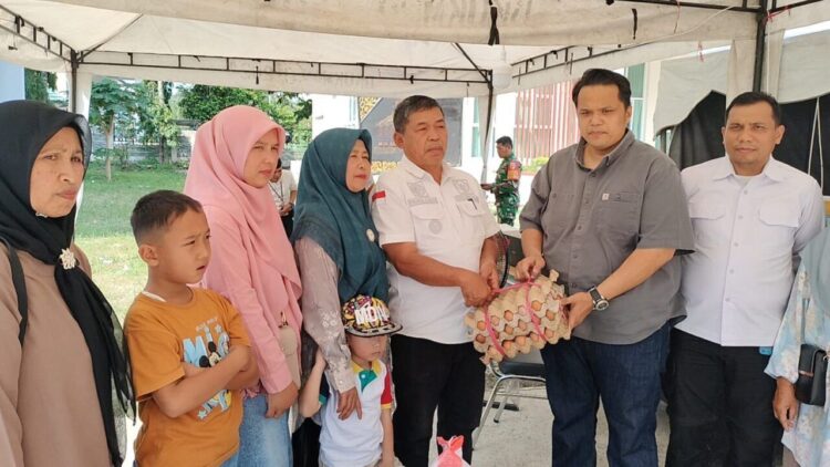 Pemerintah Nagari Limau Lunggo, Kecamatan Lembang Jaya, kembali menyalurkan bantuan bagi korban bencana hidrometeorologi yang melanda Kabupaten Solok. IST