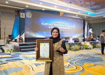 Pemko Padang Raih Anugerah Tanda Cinta Pendidikan Agama Islam 2025