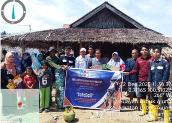 PNP Salurkan 100 Paket Sembako untuk Warga Nagari Sungai Buluh Pascabanjir