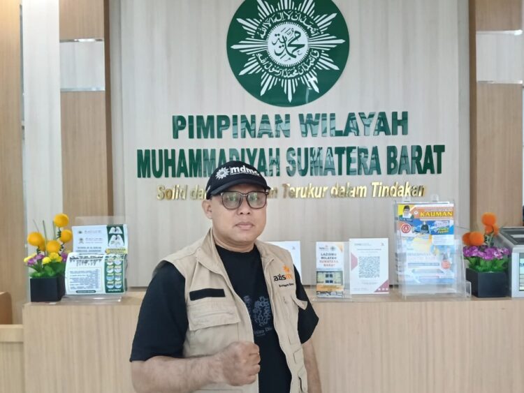 Ketua Poskorwil Muhammadiyah Sumbar, Hendri Navigator
