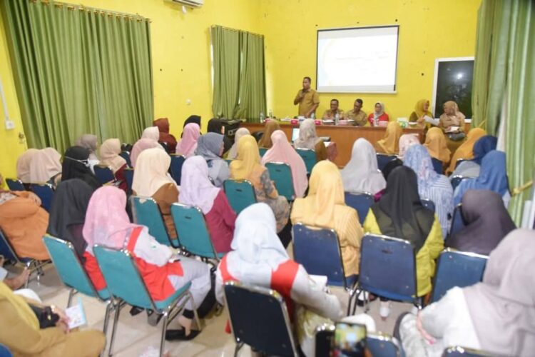 Kegiatan Monitoring dan Evaluasi (Monev) Tim Pencegahan dan Percepatan Penurunan Stunting (TPPPS) Tingkat Kecamatan Pariaman Utara, Rabu (24/12) lalu. MITHA