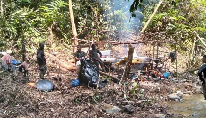 Polisi Tindak Tambang Emas Ilegal di Hulu Sungai Batang Penadah Tapan, Sejumlah Alat Disita