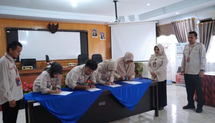 Bangun Tim Kerja yang Solid, BKKBN Sumbar Lakukan Perjanjian Kinerja dan Penandatanganan Pakta Integritas