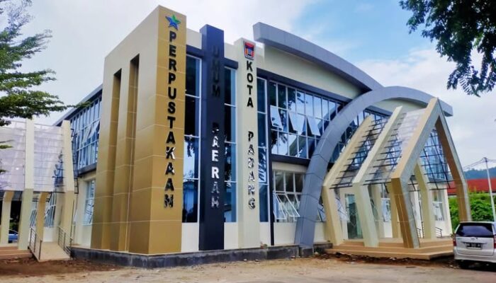 Pengawasan Kearsipan Kota Padang Raih Predikat Sangat Memuaskan