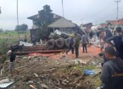 Diduga Rem Blong, Kecelakaan Beruntun 3 Truk di Panyalaian Tanah Datar Tewaskan 4 Orang