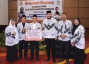 Pemko Padang Terima Donasi Kebencanaan dari PB PGRI