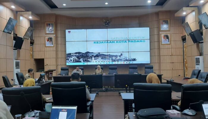 Pemko Padang Sosialisasikan Penggunaan TTE untuk Produk Hukum Daerah