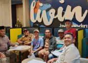 Korban Banjir di Padang Terima Dana Tunggu Hunian