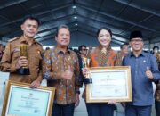 Bupati Dharmasraya Raih Penghargaan Upakarya Wanua Nugraha Tahun 2025