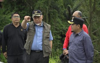 Bersihkan Saluran Irigasi Banda Gadang, Gubernur Sumbar Ikut Goro Bersama Warga Kecamatan Gunung Talang