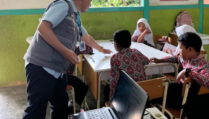 Mahasiswa KKN Unand Gelar Edukasi “Sadar Listrik” Sejak Dini di SDN 04 Muaro Sijunjung