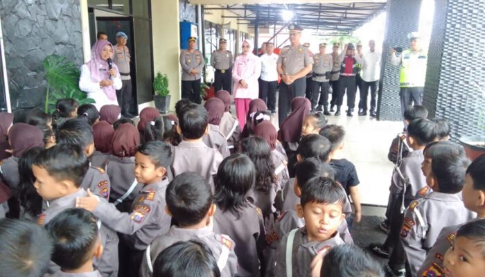 Kapolres Pasaman Sambut Kunjungan TK Kemala Bhayangkari 08, Edukasi Profesi Polisi Sejak Usia Dini