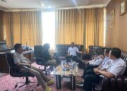 Dinas Kominfo Sijunjung Jalin Silaturahmi Awal Tahun dengan Harian Haluan