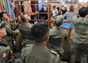 Kawasan Selasar Pasar Raya Padang Ditertibkan