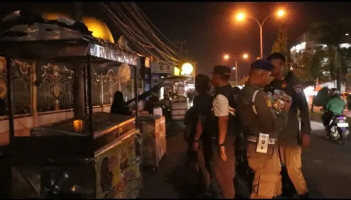 Kota Padang Optimalkan Trantibum Melalui Pengawasan dan Penertiban