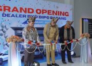 Wali Kota Padang Fadly Amran Sambut Kehadiran Mobil Listrik BYD BIPO