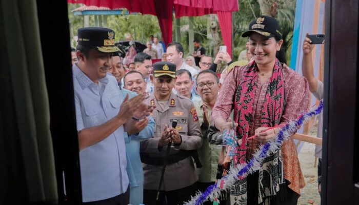 Wagub Sumbar dan Bupati Dharmasraya Resmikan Samsat Nagari Sungai Rumbai