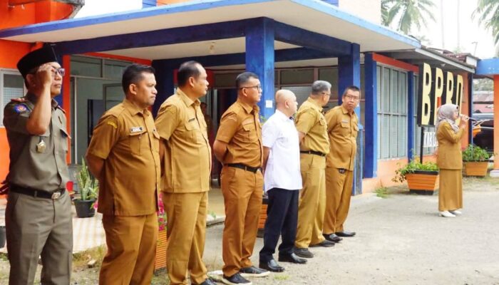 Pimpin Apel Pagi, Leli Arni Tegaskan Pentingnya Disiplin ASN
