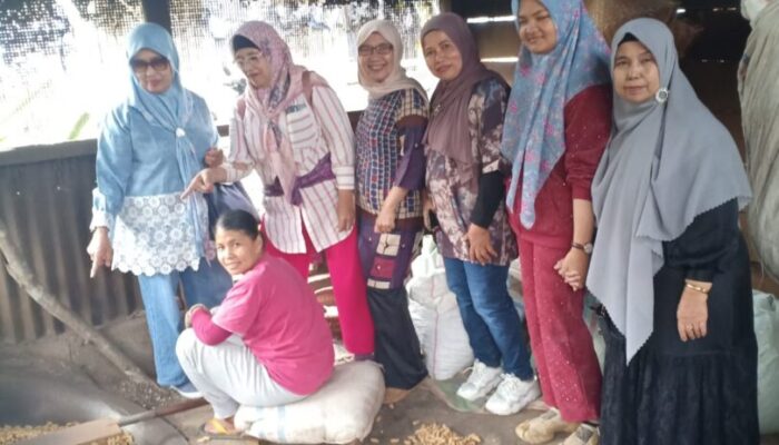 Ekspedisi Jojo Edisi 3 : Terkecoh Istilah ‘Kacang Goreng’ dan Ketan Durian