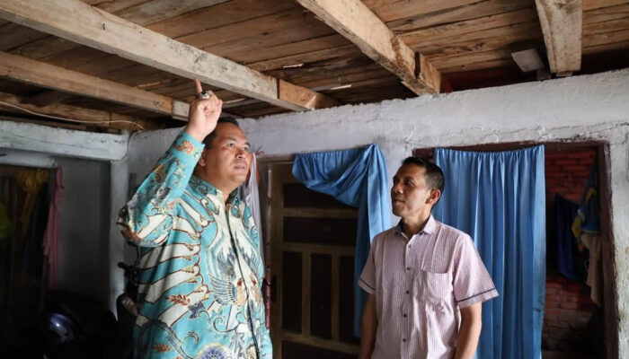 Wali Kota Pariaman Tinjau Rumah Tak Layak Huni di Dua Kecamatan