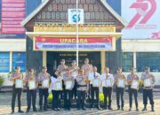 Kapolres Pessel Beri Reward Personel Berprestasi, Tekankan Pelayanan Humanis dan Profesional