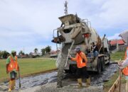 Wako Pariaman Cek Progres Jogging Track di GOR Rawang