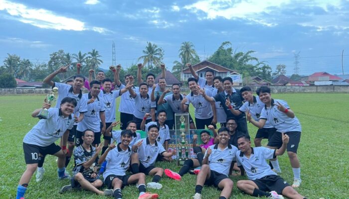 Kesebelasan Hanafiah FC Batusangkar Sabet Juara RSUD Cup 1