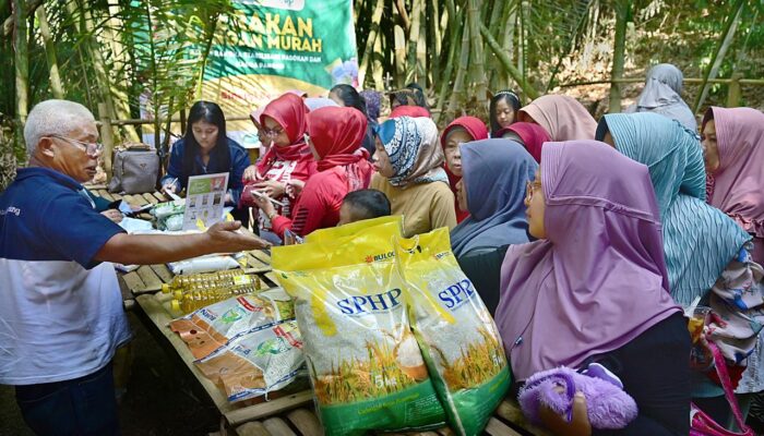 Pemerintah Salurkan Bantuan Beras dan Minyak Goreng Jelang Ramadan