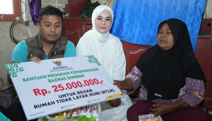 Pemprov Sumbar Bedah Rumah Warga Kurang Mampu di Solok