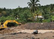 PT Semen Padang Perkuat Penanganan Pascabencana di Batu Busuk: Alat Berat Bekerja Dua Minggu Tanpa Henti, Fokus Pulihkan Drainase dan Tanggul Sungai