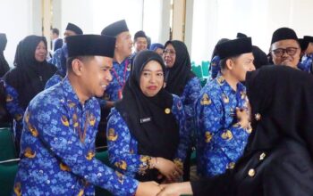 46 Pejabat Dilantik, Wabup Leli Arni Ingatkan Pentingnya Disiplin dan Kinerja Nyata