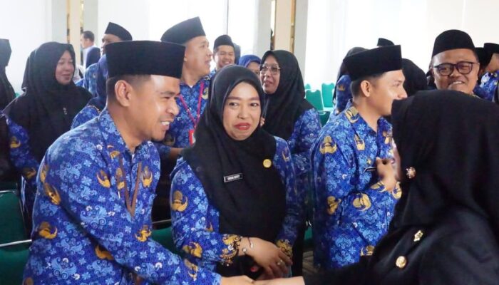 46 Pejabat Dilantik, Wabup Leli Arni Ingatkan Pentingnya Disiplin dan Kinerja Nyata