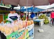 Marjunan, Sudah 4 Tahun  jadi Pedagang Kelapa Jeli Musiman