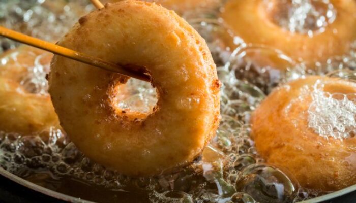 Tips Menggoreng Donat agar Tidak Terlalu Berminyak