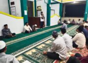 Bupati Pasaman Salat Tarawih di Musala Ar Rahman, Ajak Warga Kelola Sampah dengan Baik
